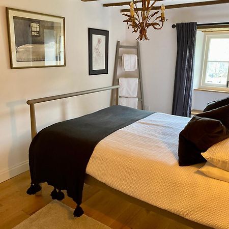 Luxury Cotswold Cottage With Hot Tub In Stow On The Wold! Eksteriør bilde